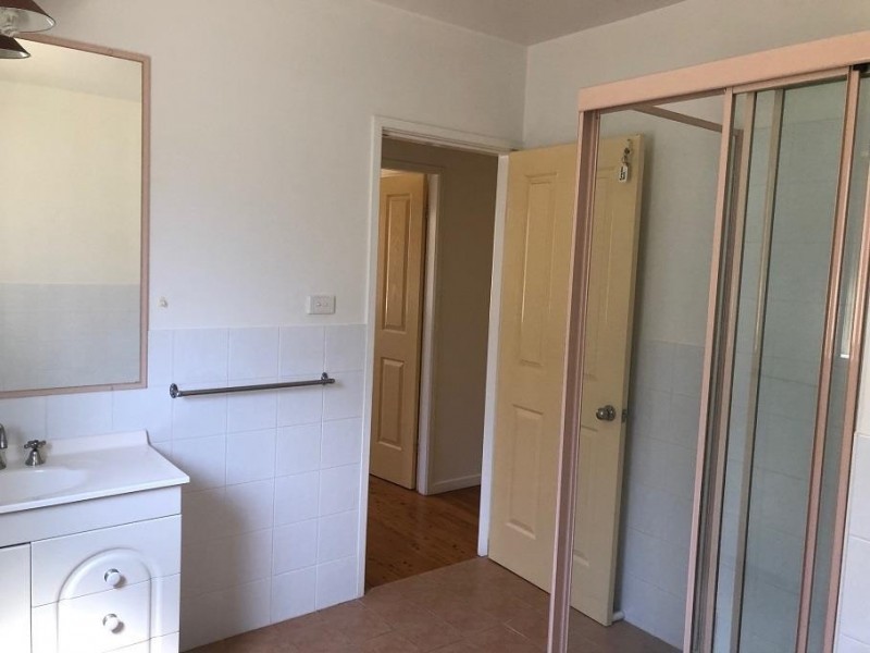 2/1 Lakeview  Avenue, Safety Beach NSW 2456