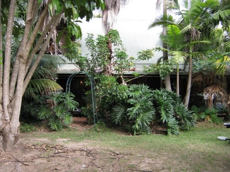 18 Turpentine Ave, Sandy Beach NSW 2456
