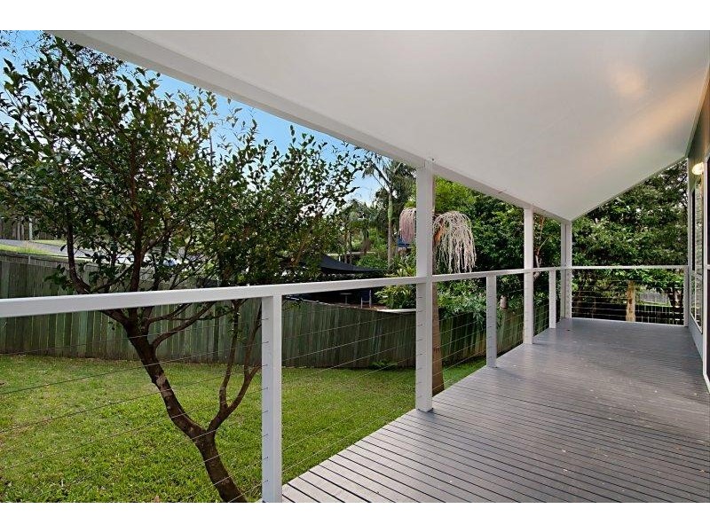 17 Schofield Dr, Safety Beach NSW 2456