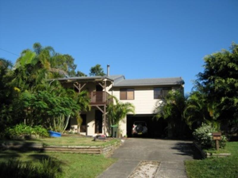 22 Fisherman  Dr, Emerald Beach NSW 2456