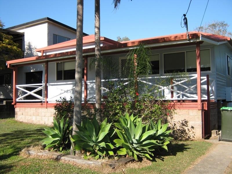 38 Fiddaman Rd, Emerald Beach NSW 2456