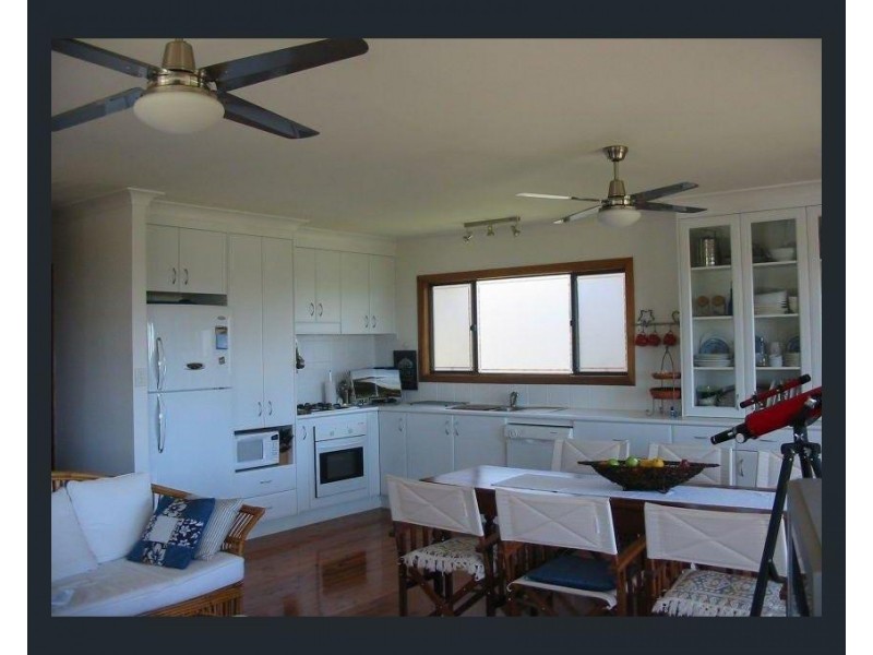 6 Arkan  Avenue, Woolgoolga NSW 2456