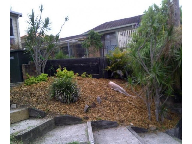 6 Barnes St, Woolgoolga NSW 2456