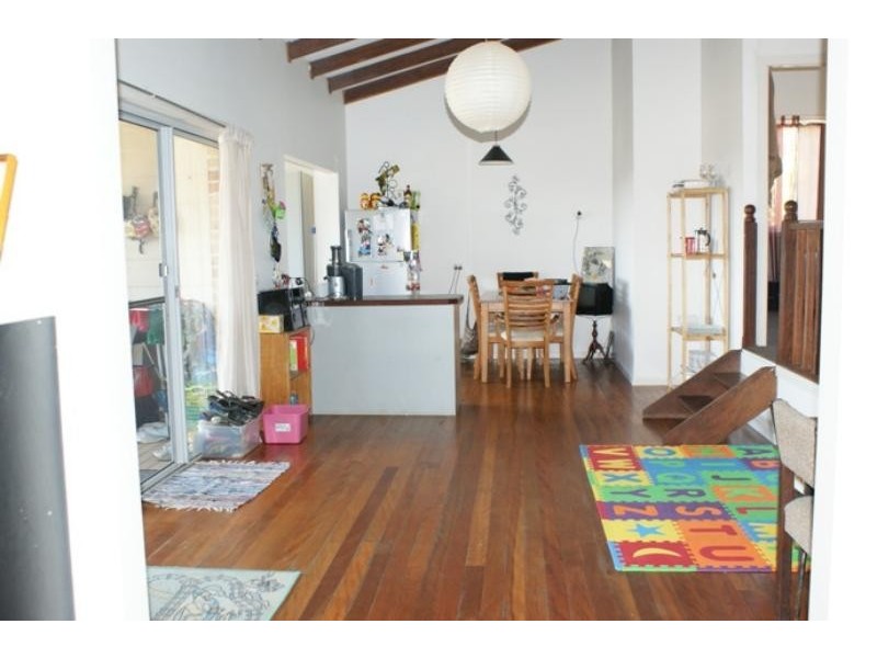 6 Barnes St, Woolgoolga NSW 2456