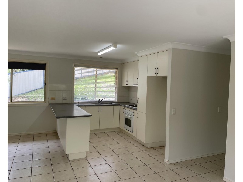 6 McPhee  Close, Woolgoolga NSW 2456