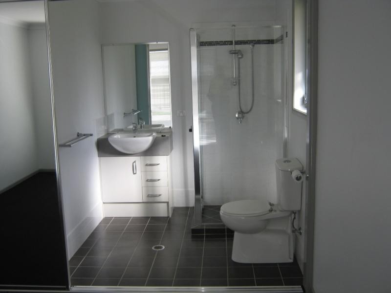 4 Outrigger Pl, Safety Beach NSW 2456