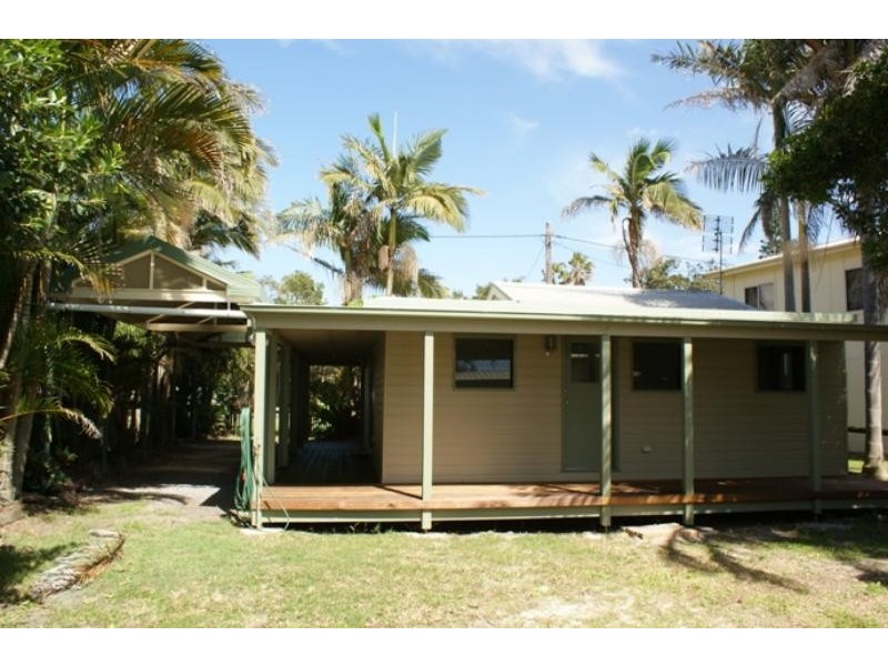 25 Schafer St, Red Rock NSW 2456