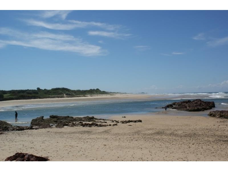 25 Schafer St, Red Rock NSW 2456