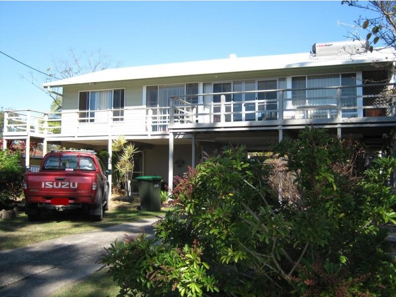 12 Lakeview  Avenue, Safety Beach NSW 2456