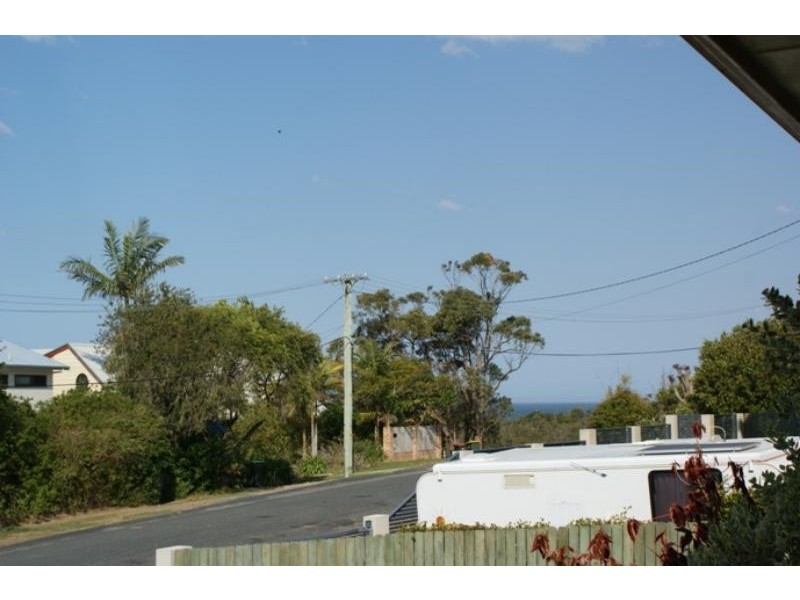 23 Ocean View Rd, Arrawarra Headland NSW 2456