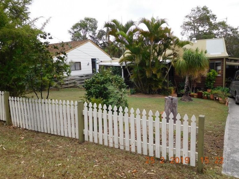 24 Bluff Road, Emerald Beach NSW 2456