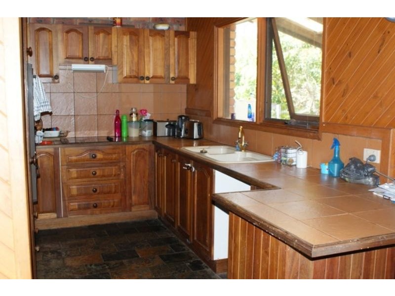 18 Turpentine Ave, Sandy Beach NSW 2456