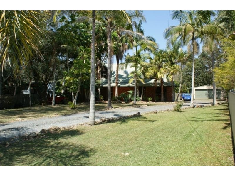 18 Turpentine Ave, Sandy Beach NSW 2456