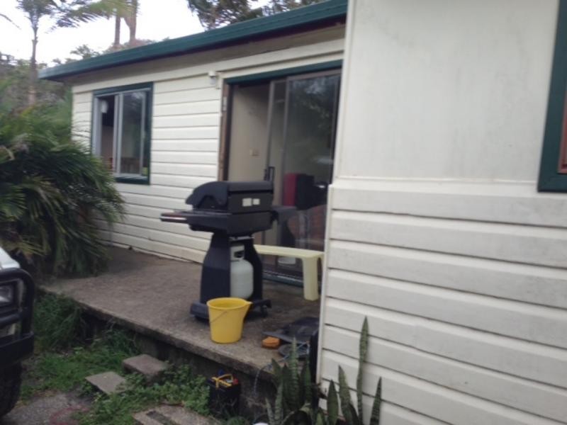 37 Schafer St, Red Rock NSW 2456