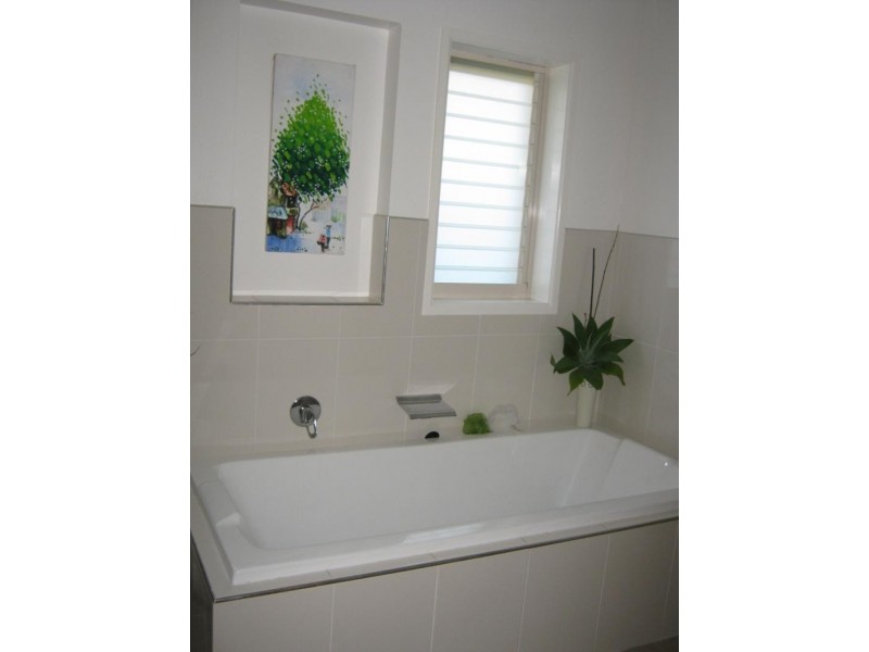 28 Fishermans  Dr, Emerald Beach NSW 2456