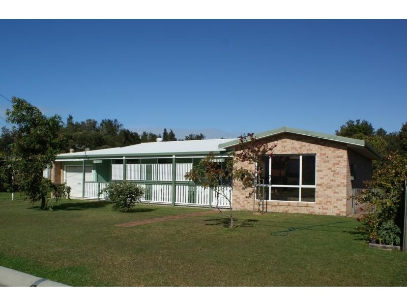 60 Ford St, Red Rock NSW 2456