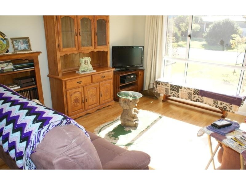 60 Ford St, Red Rock NSW 2456