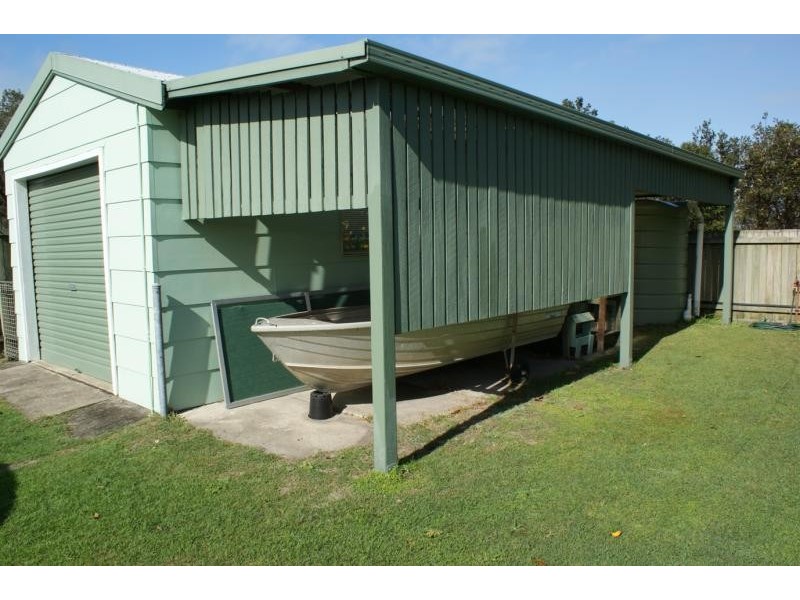 60 Ford St, Red Rock NSW 2456