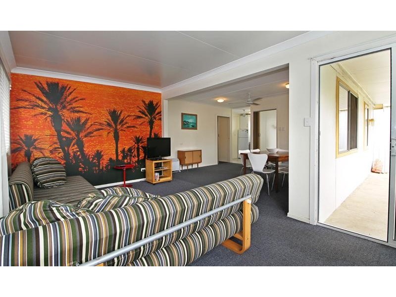 4 RUDDER St, Red Rock NSW 2456