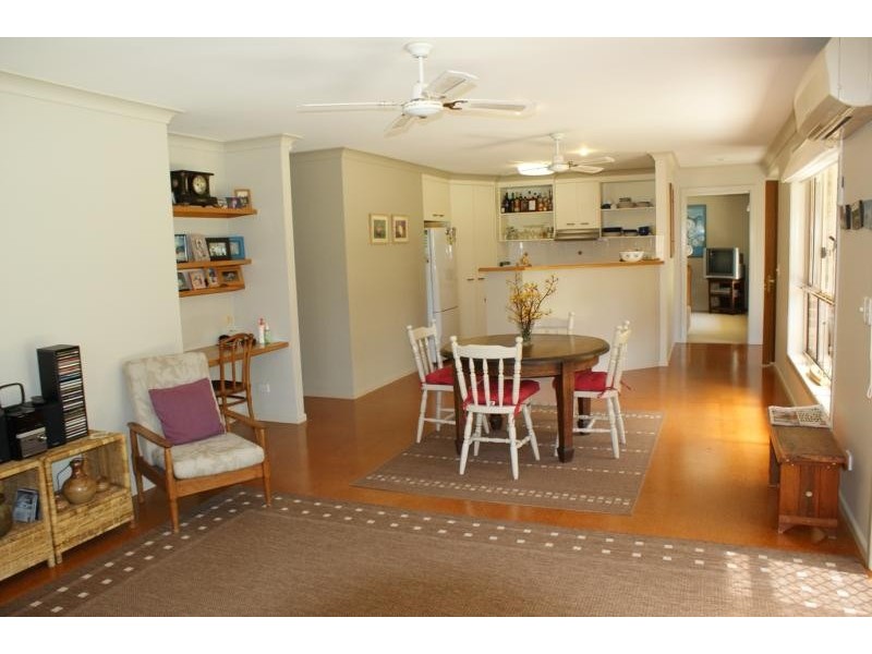 10 Gresham Dr, Woolgoolga NSW 2456