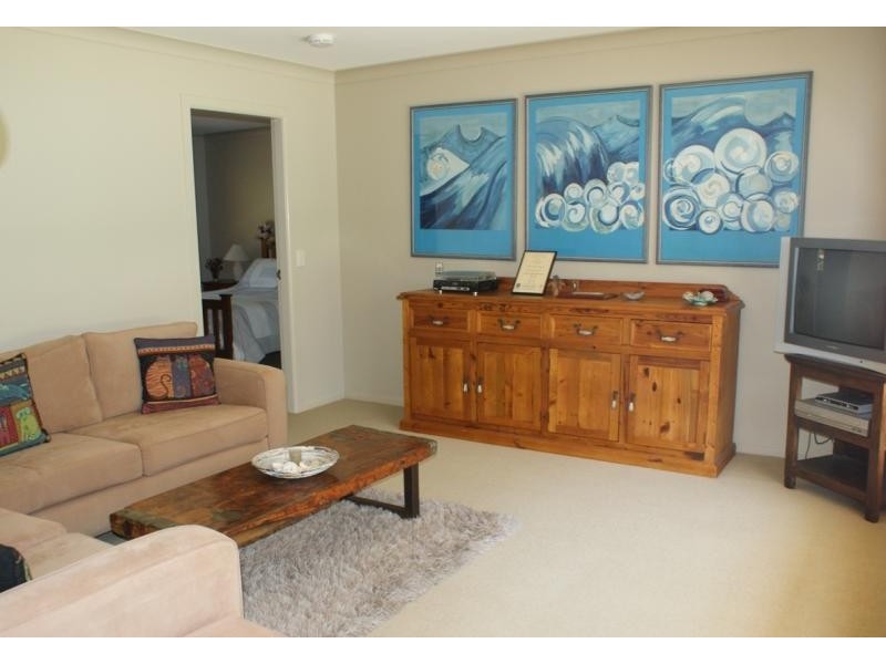 10 Gresham Dr, Woolgoolga NSW 2456