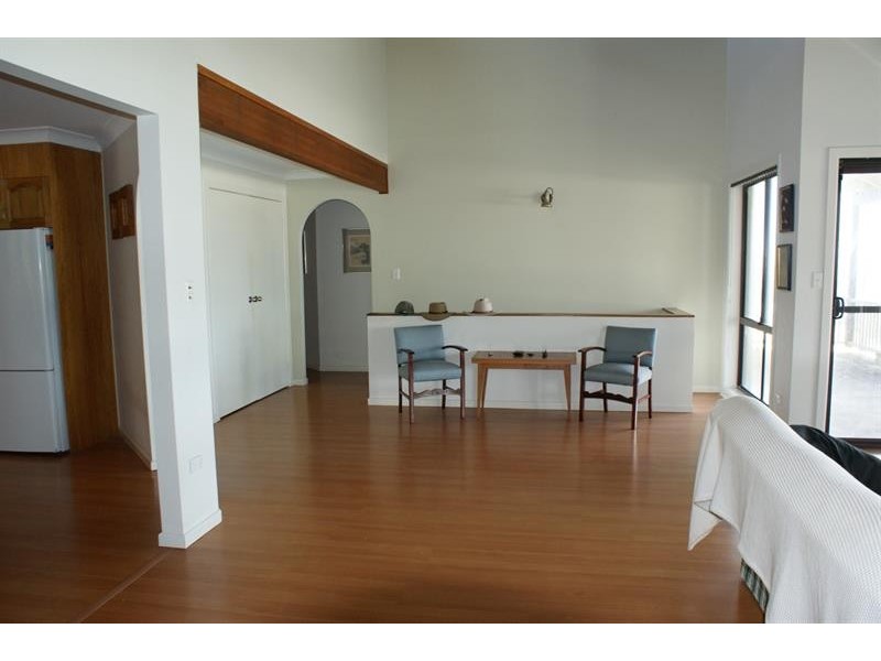 71 Bluff Rd, Emerald Beach NSW 2456