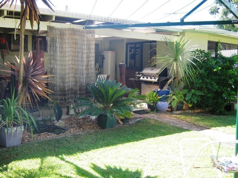 24 Mahogany Ave, Sandy Beach NSW 2456