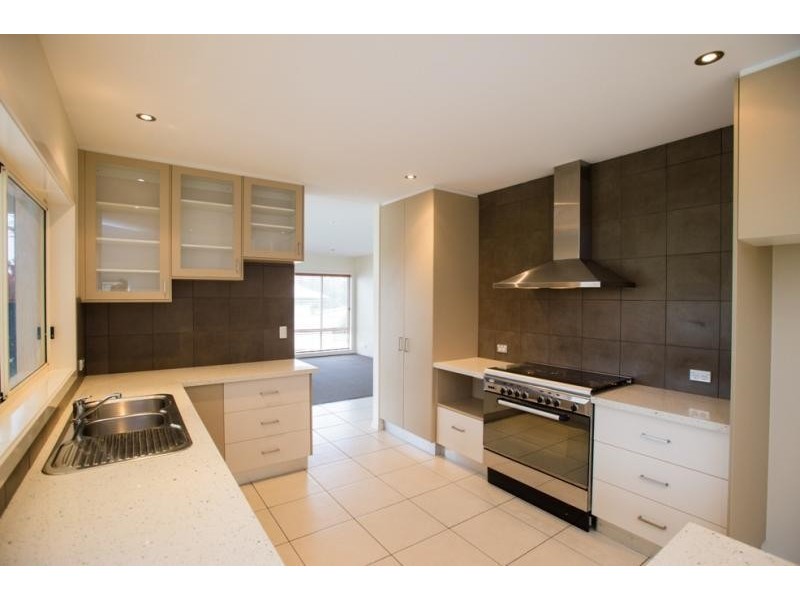 29 Mariner Dr, Safety Beach NSW 2456