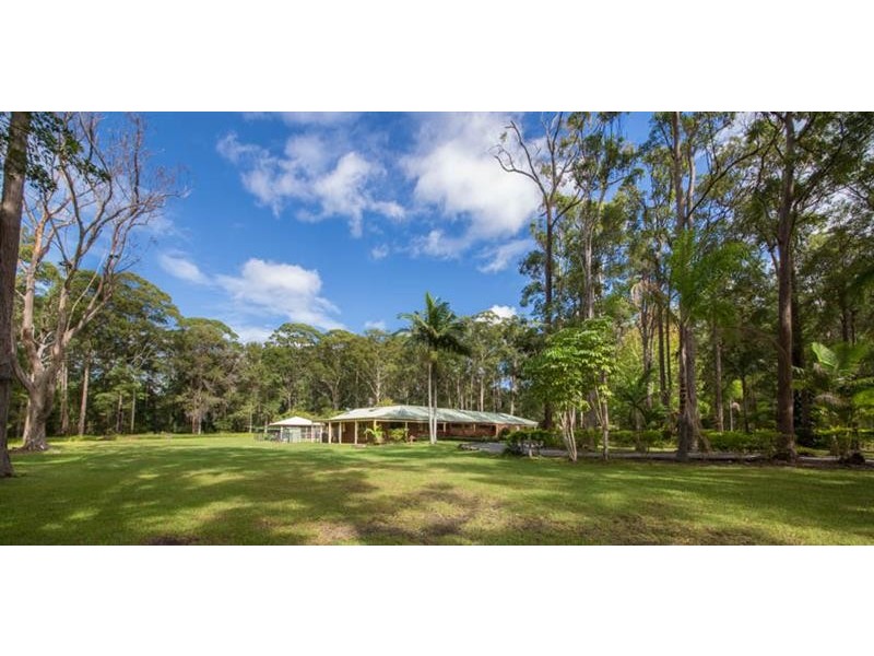 15 Wakelands Rd, Sapphire Beach NSW 2450