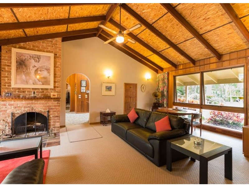 15 Wakelands Rd, Sapphire Beach NSW 2450