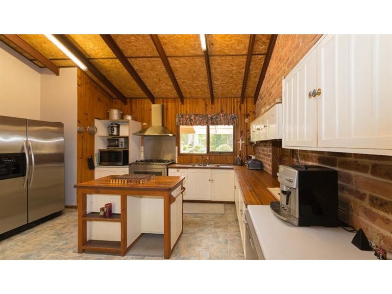 15 Wakelands Rd, Sapphire Beach NSW 2450