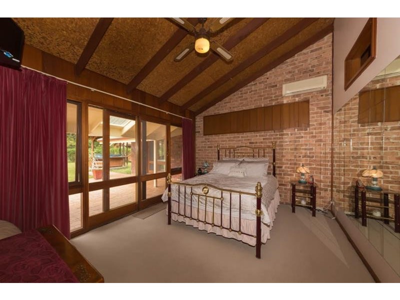 15 Wakelands Rd, Sapphire Beach NSW 2450