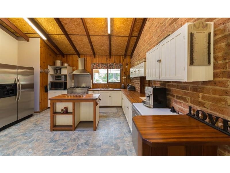 15 Wakelands Rd, Sapphire Beach NSW 2450