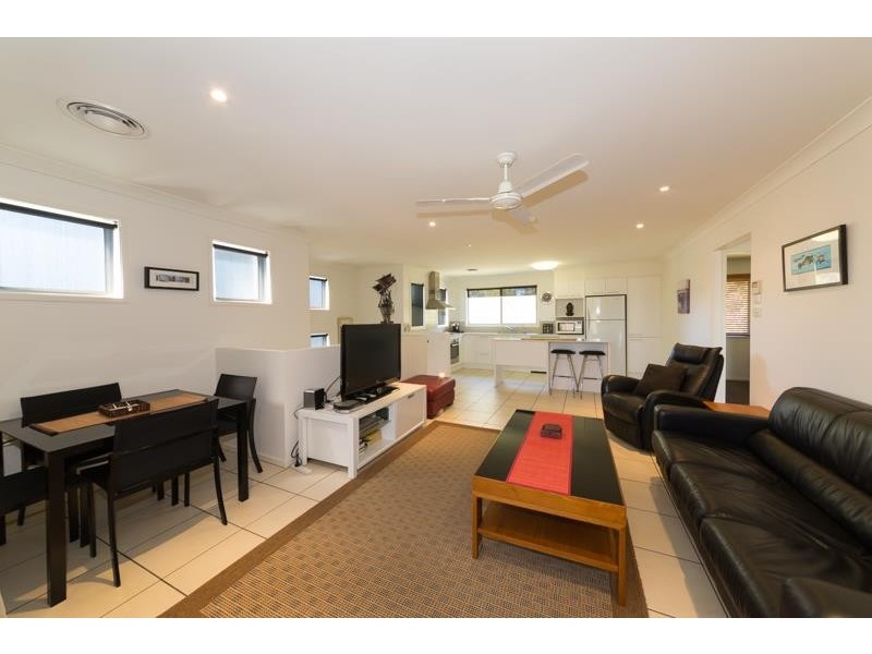 1/9 Boundary St, Woolgoolga NSW 2456