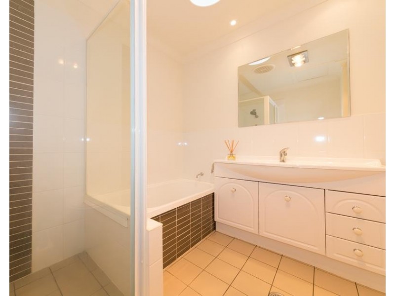 1/9 Boundary St, Woolgoolga NSW 2456