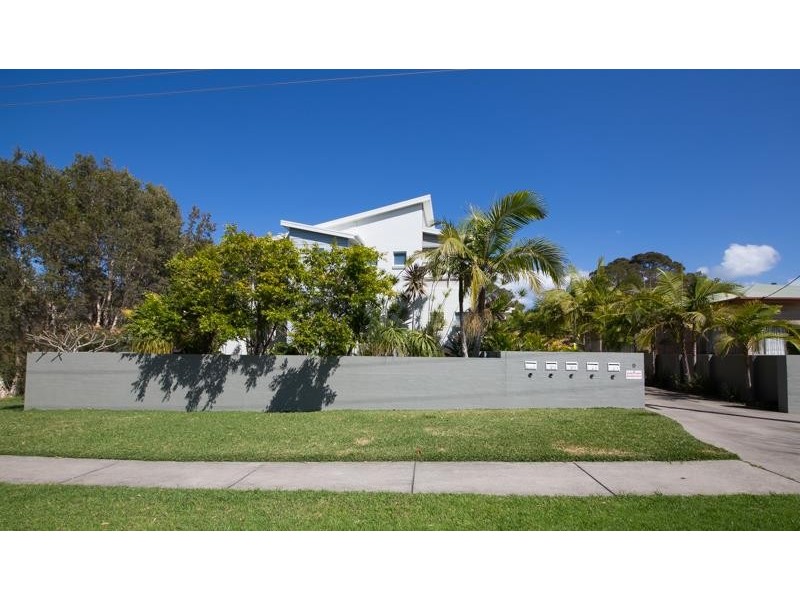 1/9 Boundary St, Woolgoolga NSW 2456