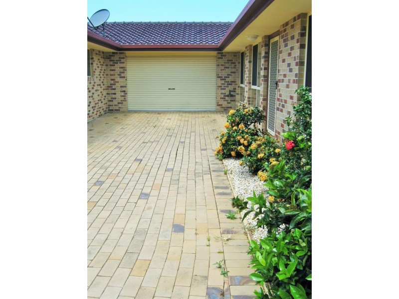 2/5 Clear Pl, Woolgoolga NSW 2456