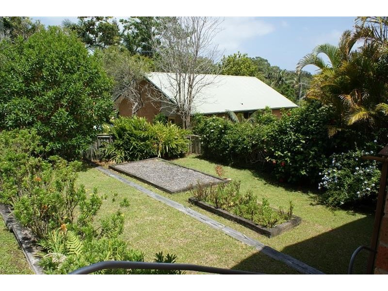 19 Woodhouse Rd, Moonee Beach NSW 2450