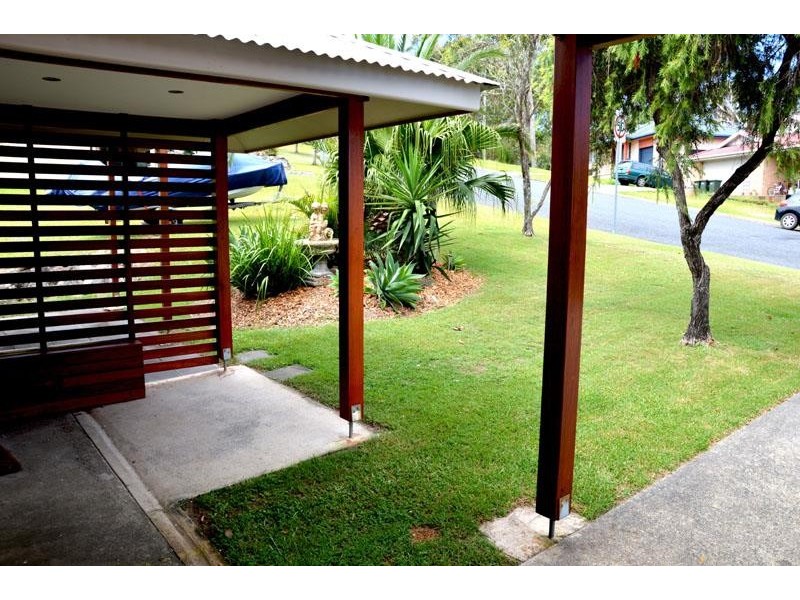 58 Scarborough St, Woolgoolga NSW 2456