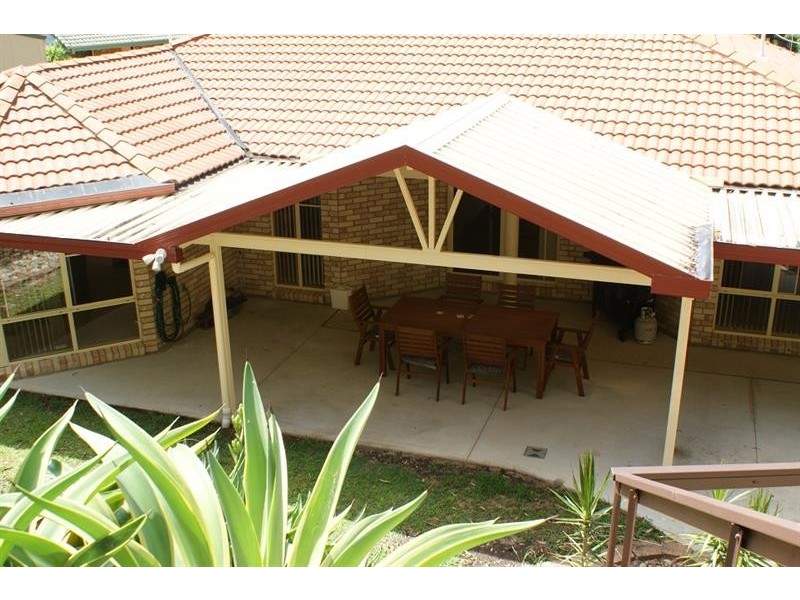 13 McPhee Cl, Woolgoolga NSW 2456
