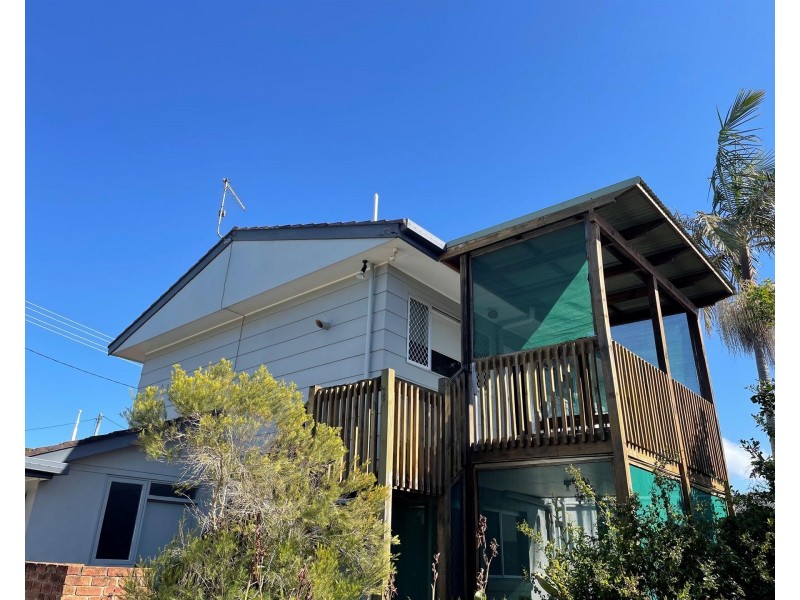 1b/35 Trafalgar Street, Woolgoolga NSW 2456
