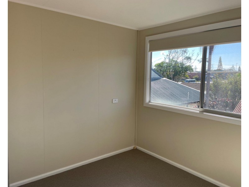 1b/35 Trafalgar Street, Woolgoolga NSW 2456