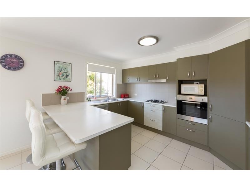 9A Vista Cl, Woolgoolga NSW 2456