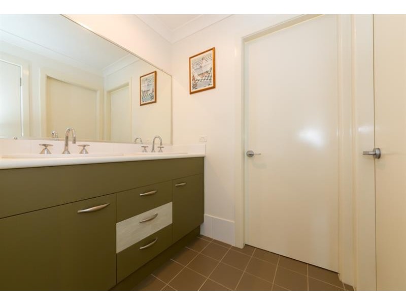 9A Vista Cl, Woolgoolga NSW 2456