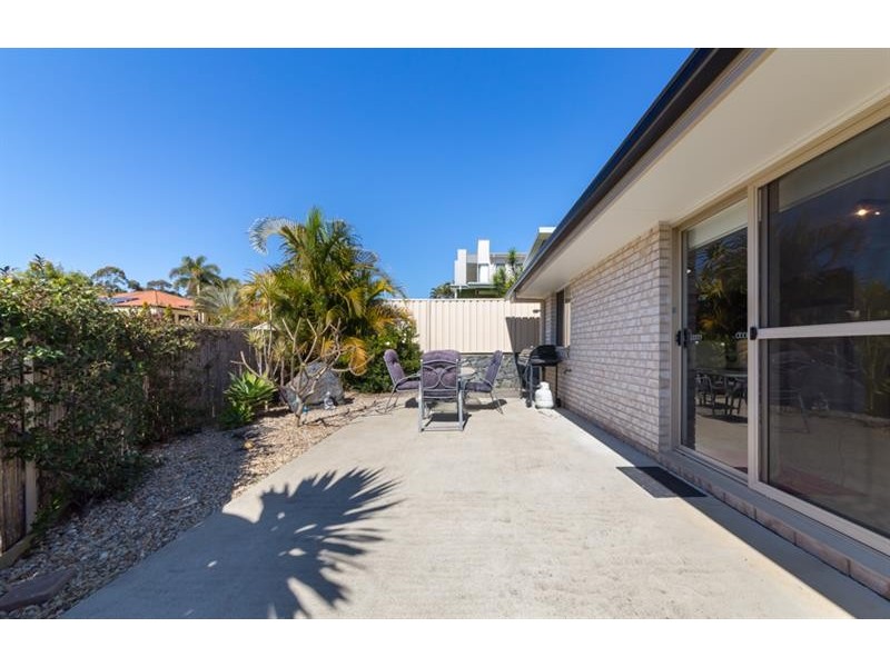 9A Vista Cl, Woolgoolga NSW 2456