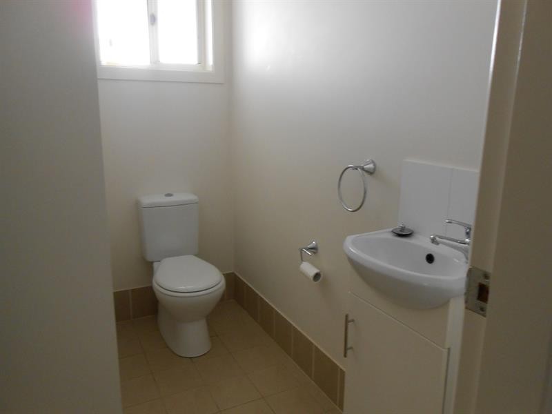 18 Mariner Drive, Safety Beach NSW 2456