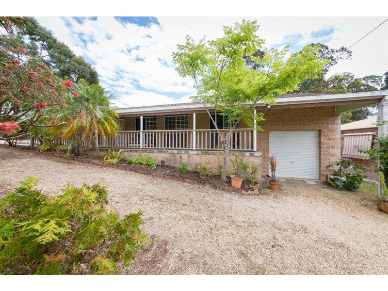 39 Safety Beach Dr, Safety Beach NSW 2456