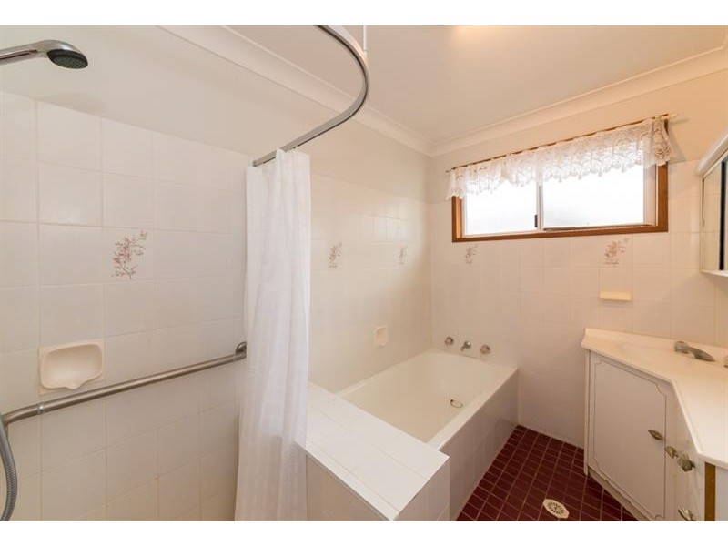 39 Safety Beach Dr, Safety Beach NSW 2456