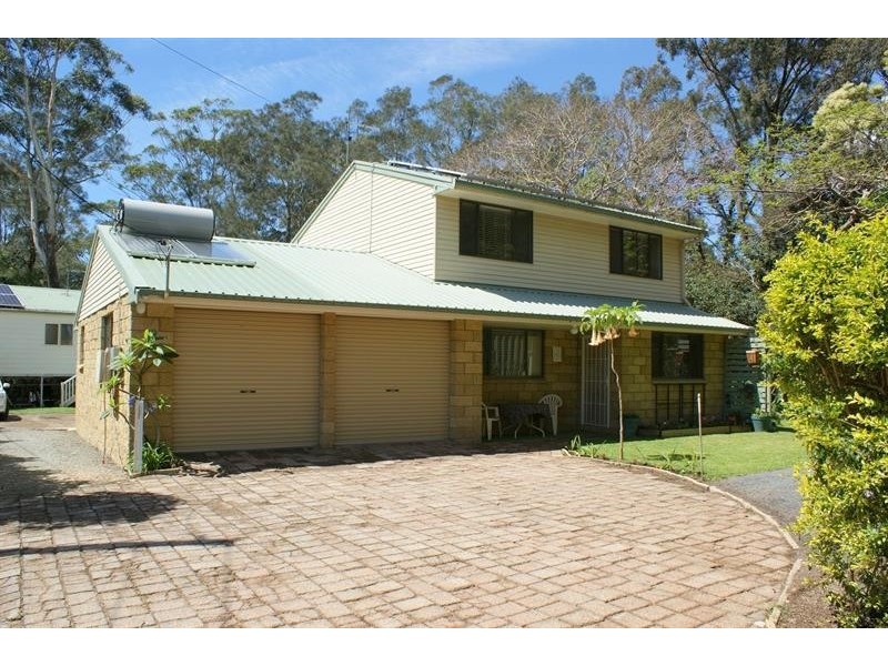 6 Haines Cl, Woolgoolga NSW 2456
