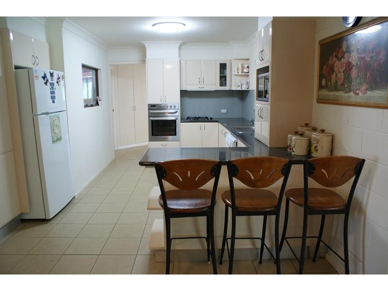 6 Haines Cl, Woolgoolga NSW 2456